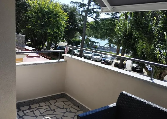 Katnic By The * Crikvenica